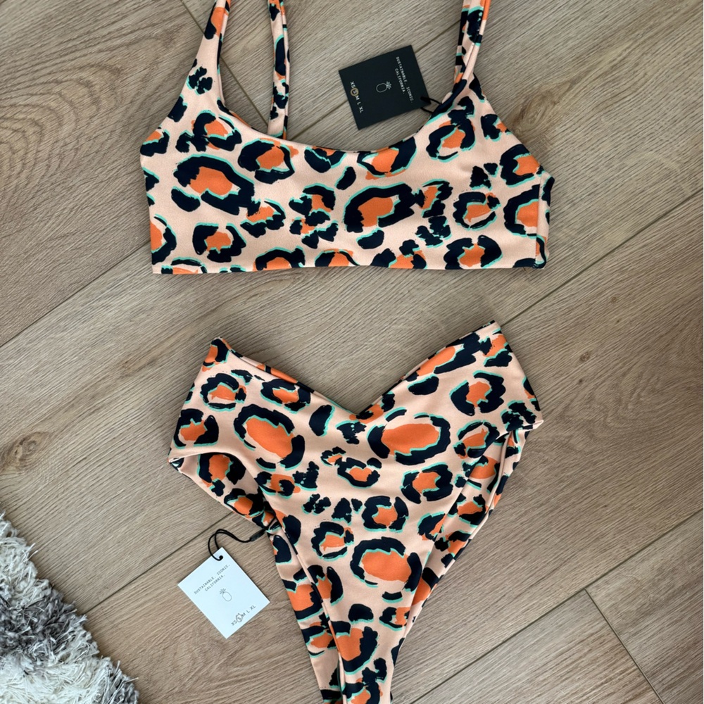 Skatie leopard print bikini set size small